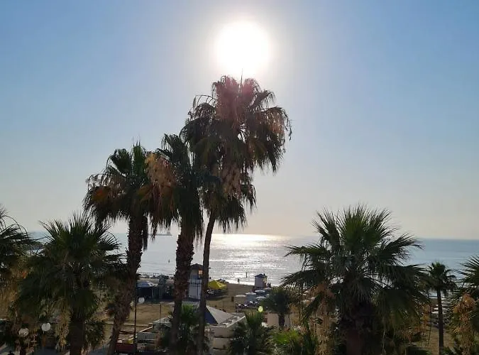 Ithaki Phinikoudes No. 202