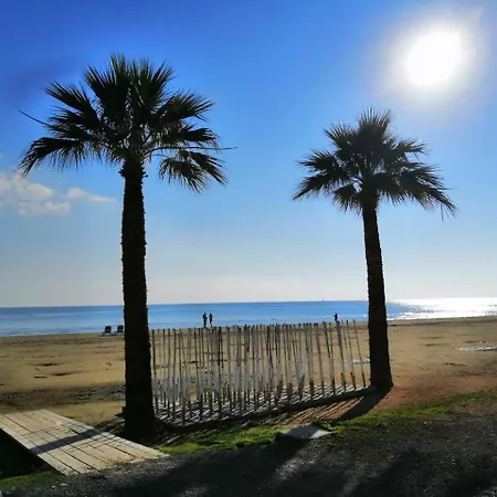 Apartmán Ithaki Phinikoudes No. 202 Larnaca