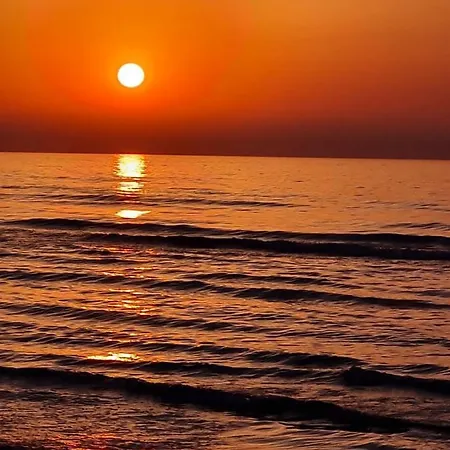 Apartment Ithaki Phinikoudes No. 202 *